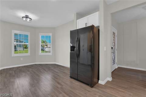 3407 Cancun Ct, Cape Coral FL - photo 9 of 40