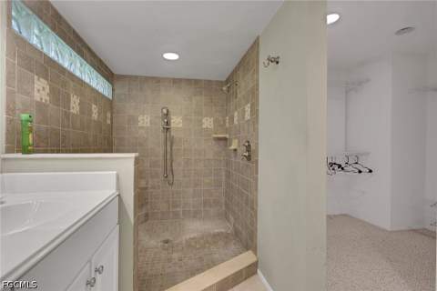 4751 Harbortown Ln, Fort Myers FL - photo 12 of 50