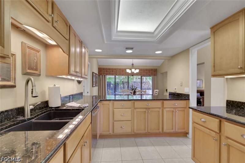 2 bedroom Detached at 4751 Harbortown Ln, Harbortown, Fort Myers — photo 3