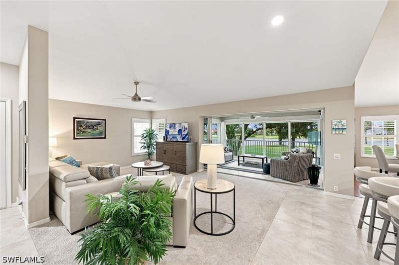 2 bedroom Condominium at 28032 Cavendish Ct 5503, Worthington, Bonita Springs — photo 3