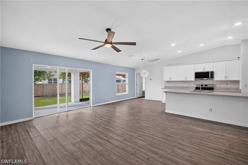 4 bedroom SingleFamilyResidence at 204 NW 28th Ter, Cape Coral, Cape Coral — photo 5