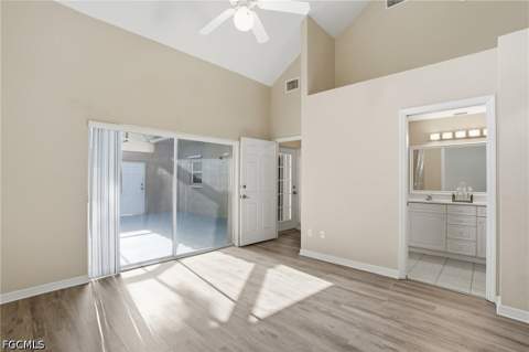 4263 Covey Cir 16B, Naples FL - photo 13 of 33