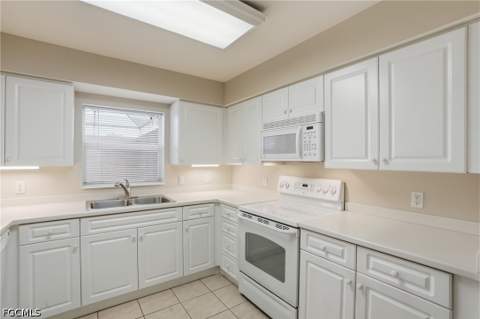 4263 Covey Cir 16B, Naples FL - photo 7 of 33