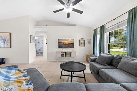 2329 SE 8th Ave, Cape Coral FL - photo 6 of 33