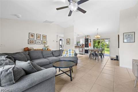 2329 SE 8th Ave, Cape Coral FL - photo 7 of 33