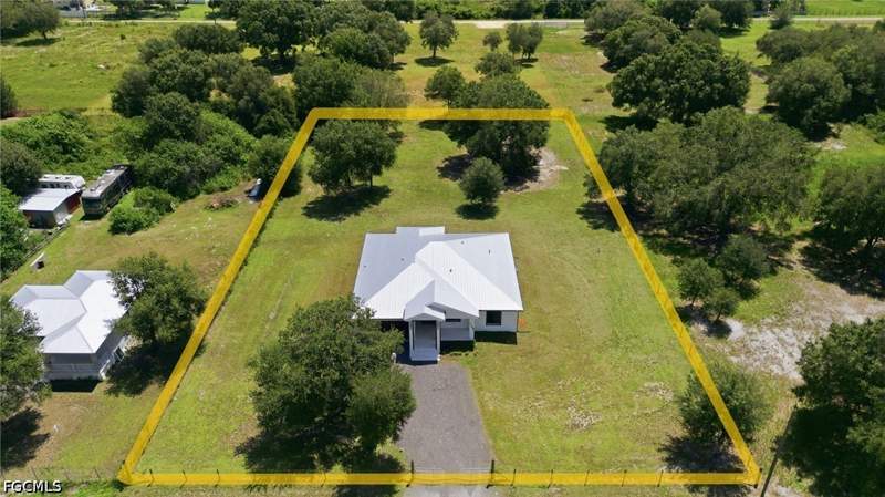 4 bedroom SingleFamilyResidence at 745 N Estribo St, Montura Ranch Estates, Clewiston — photo 2