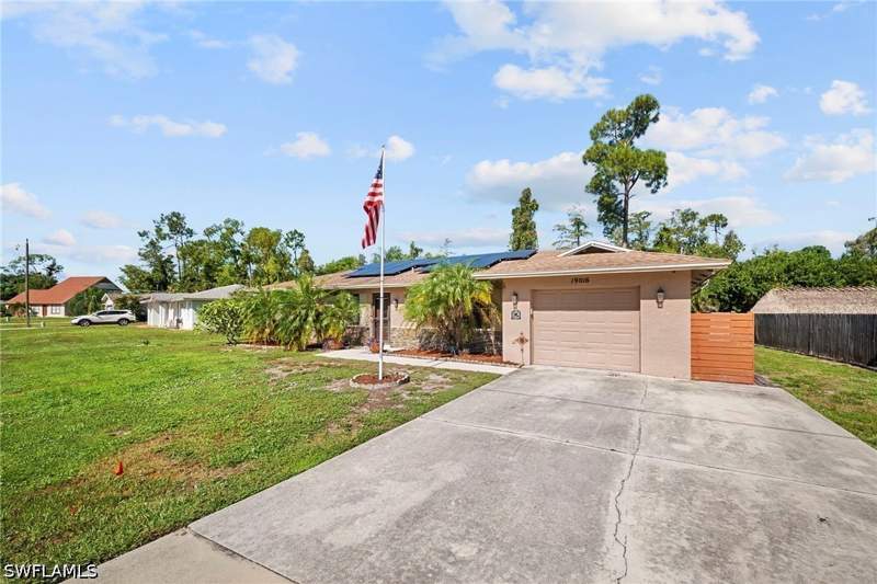 3 bedroom SingleFamilyResidence at 19016 Murcott Dr E, San Carlos Park, Fort Myers — photo 3