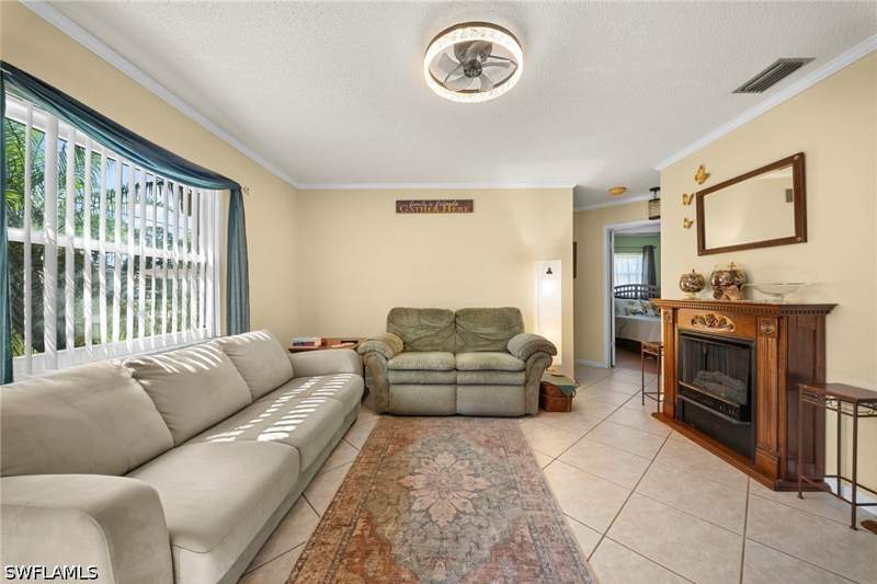 3 bedroom SingleFamilyResidence at 19016 Murcott Dr E, San Carlos Park, Fort Myers — photo 5