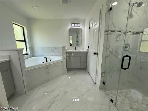 819 Congress Ave, Lehigh Acres FL - photo 8 of 17