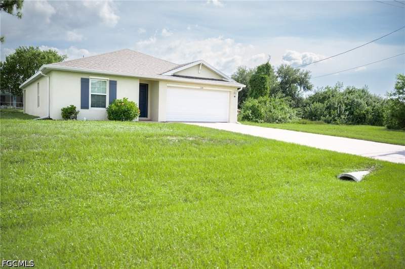 4 bedroom SingleFamilyResidence at 1108 NE 36th Ln, Cape Coral, Cape Coral — photo 3