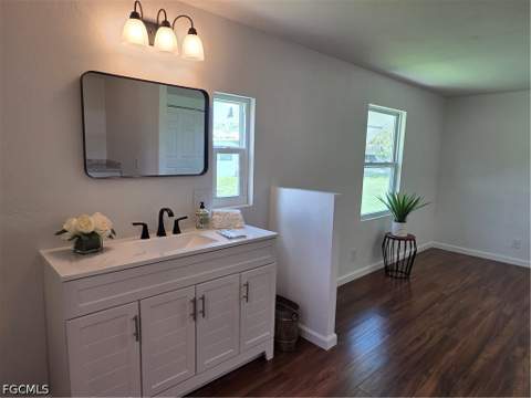 556 Freedom St, North Fort Myers FL - photo 22 of 42