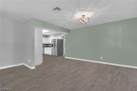 920 Altadena Dr, Fort Myers FL - photo 13 of 38