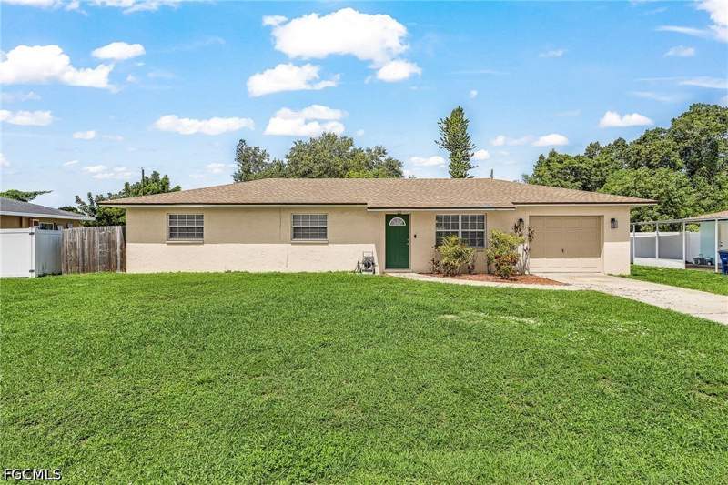 3 bedroom SingleFamilyResidence at 2205 Lotus Rd, Fort Myers Shores, Fort Myers — photo 2
