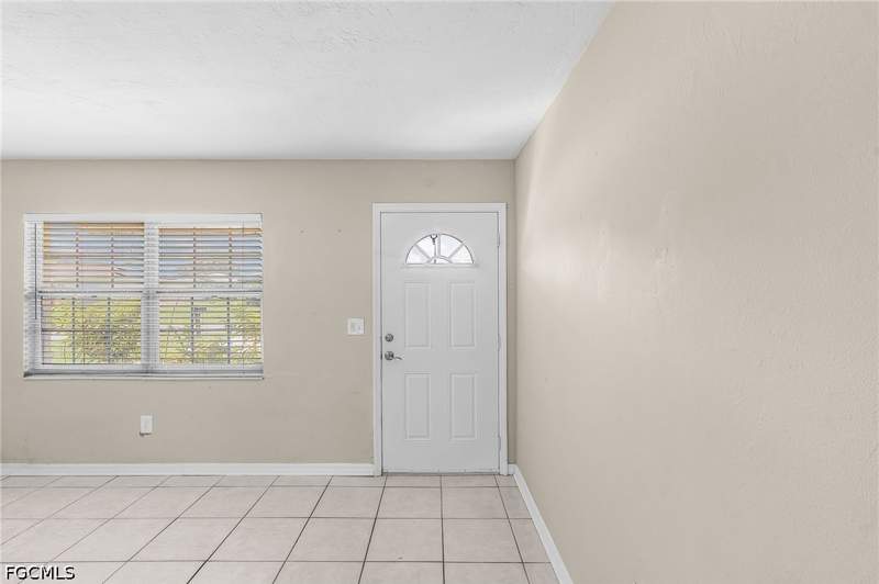 3 bedroom SingleFamilyResidence at 2205 Lotus Rd, Fort Myers Shores, Fort Myers — photo 3