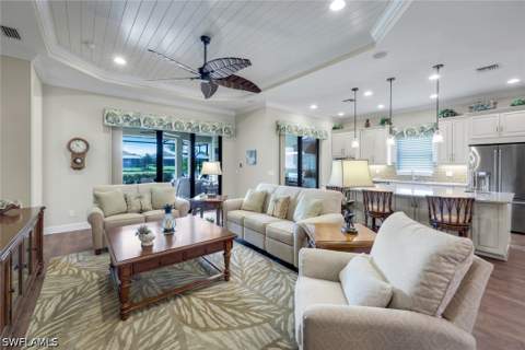 8362 Viale Cir, Naples FL - photo 9 of 49