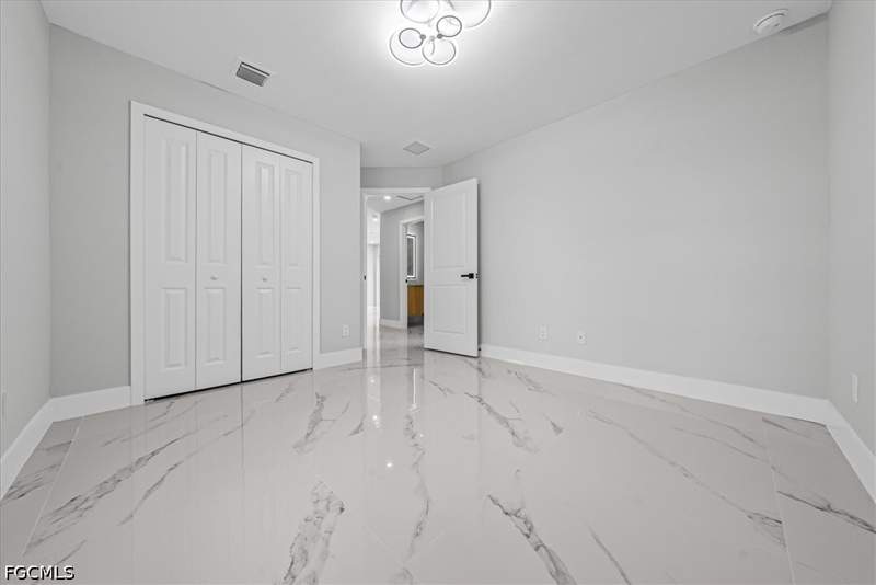 3 bedroom SingleFamilyResidence at 944 Candlelight Dr, Lehigh Acres, Lehigh Acres — photo 3
