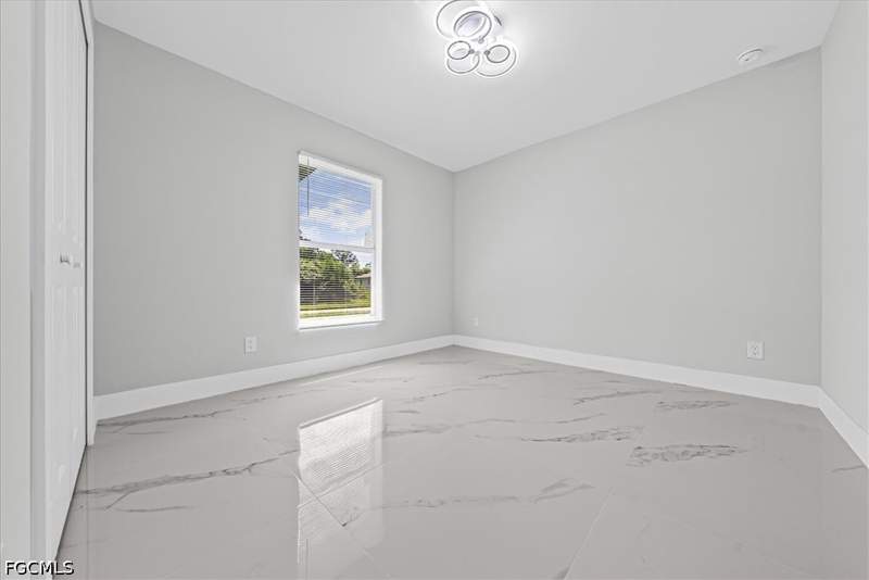 3 bedroom SingleFamilyResidence at 944 Candlelight Dr, Lehigh Acres, Lehigh Acres — photo 5