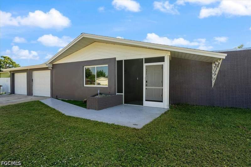 3 bedroom SingleFamilyResidence at 347 Beachwood Ave, Lehigh Acres, Lehigh Acres — photo 3