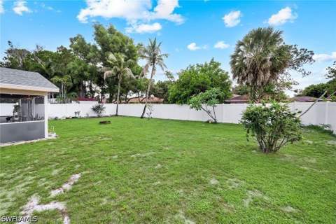 27051 Edgewood St, Bonita Springs FL - photo 22 of 26