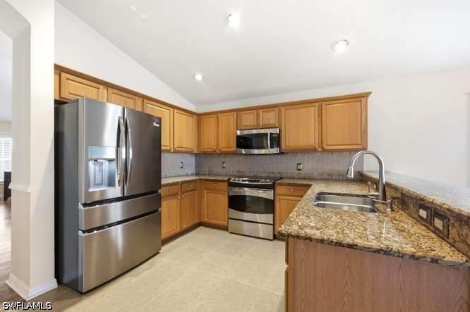 4 bedroom SingleFamilyResidence at 2940 Orange Grove Trl, Valencia Lakes, Naples — photo 4