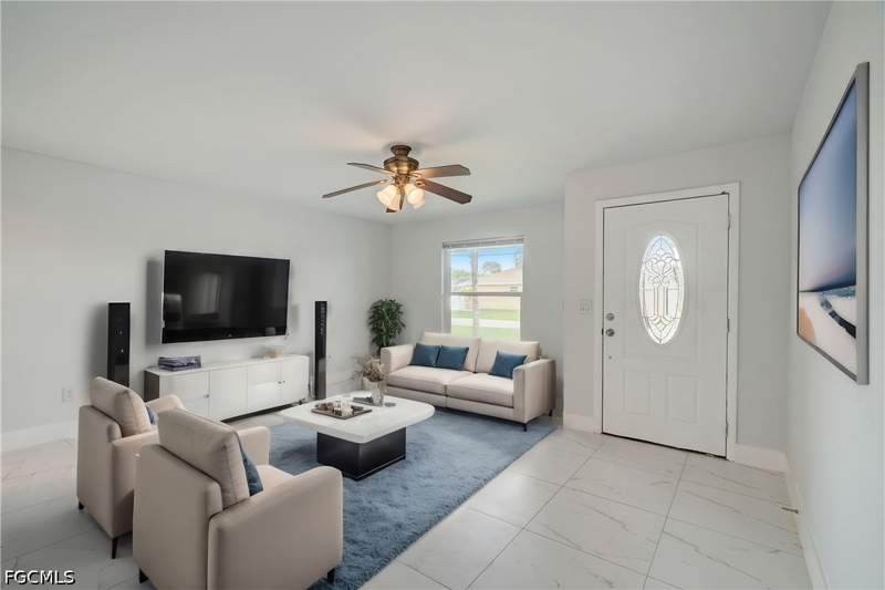 3 bedroom SingleFamilyResidence at 2214 SE 13th St, Cape Coral, Cape Coral — photo 3