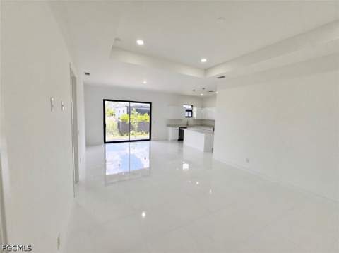 4324 Jacaranda Pkwy W, Cape Coral FL - photo 10 of 36