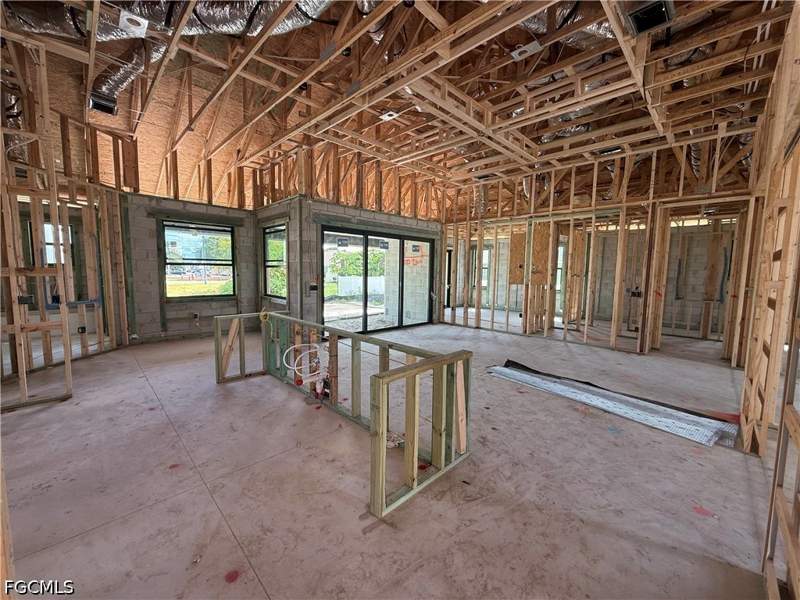 3 bedroom SingleFamilyResidence at 4707 SW 17th Ave, Cape Coral, Cape Coral — photo 2