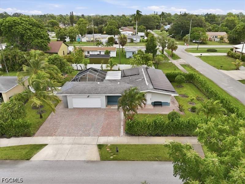 3 bedroom SingleFamilyResidence at 1821 Winkler Ave, Palmlee Park, Fort Myers — photo 2