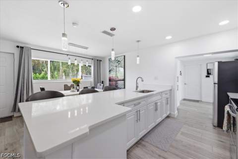 1821 Winkler Ave, Fort Myers FL - photo 6 of 25