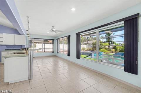 539 W Archer Pkwy, Cape Coral FL - photo 16 of 49