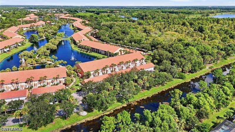 2 bedroom Condominium at 6700 Beach Resort Dr 13, Falling Waters Beach Resort, Naples — photo 5