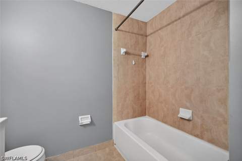 8555 Bernwood Cove Loop 107, Fort Myers FL - photo 17 of 30
