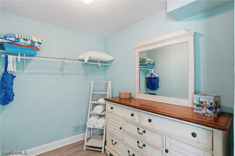 468 Capri Ct, Marco Island FL - photo 21 of 47