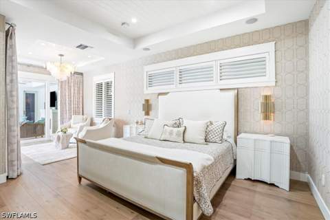 1011 6th St S, Naples FL - photo 10 of 25