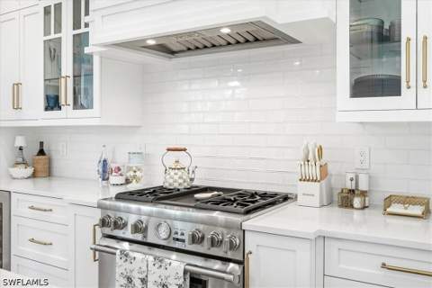 1011 6th St S, Naples FL - photo 6 of 25