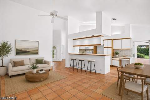 700 Hollybriar Ln, Naples FL - photo 16 of 30