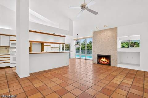 700 Hollybriar Ln, Naples FL - photo 17 of 30