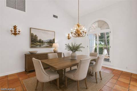 700 Hollybriar Ln, Naples FL - photo 19 of 30