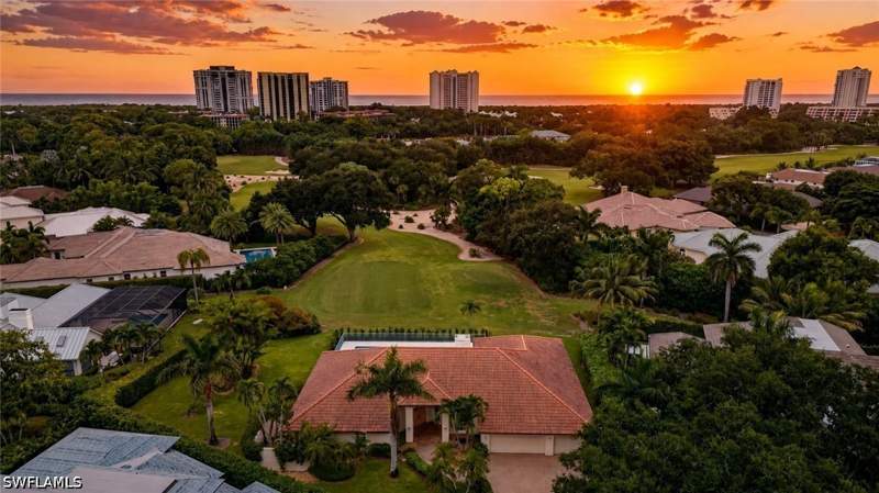 3 bedroom SingleFamilyResidence at 700 Hollybriar Ln, Pelican Bay Woods, Naples — photo 2