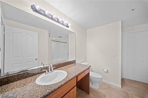 13000 Positano Cir 204, Naples FL - photo 10 of 37