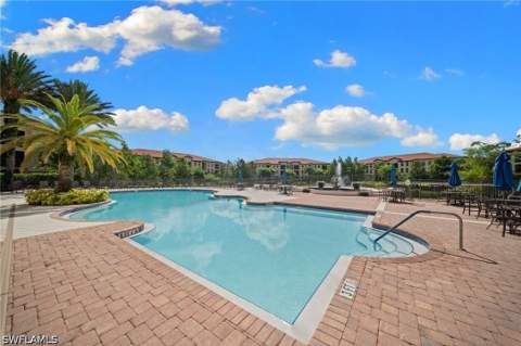 13000 Positano Cir 204, Naples FL - photo 16 of 37