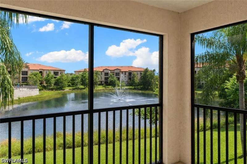 2 bedroom Condominium at 13000 Positano Cir 204, Positano Place, Naples — photo 2
