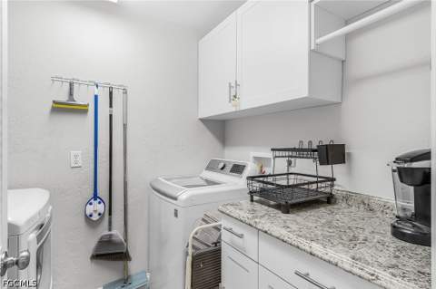 4390 Foremast Ct 2D, Fort Myers FL - photo 23 of 50