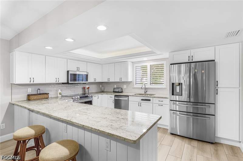 3 bedroom Condominium at 4390 Foremast Ct 2D, Windjammer Village At The Land, Fort Myers — photo 3