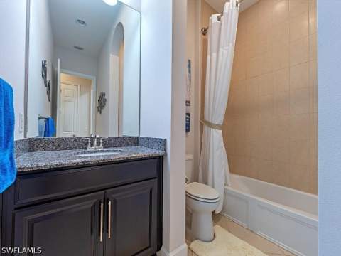 9143 Isla Bella Cir, Bonita Springs FL - photo 12 of 29