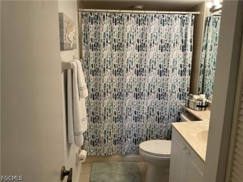 5550 Trailwinds Dr 615, Fort Myers FL - photo 16 of 21