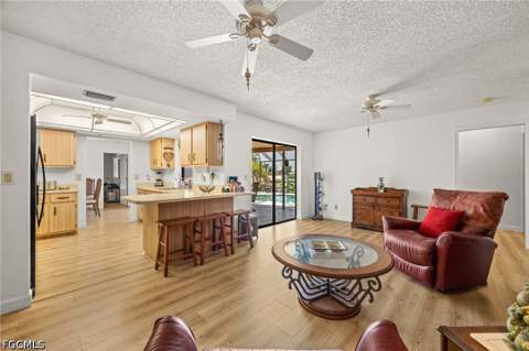1334 SE 12th Ter, Cape Coral FL - photo 18 of 49