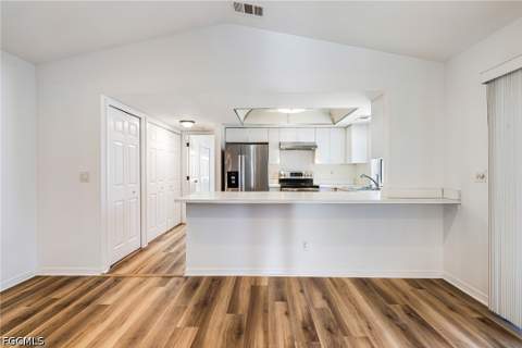 13724 Thatcher Ct 1, Fort Myers FL - photo 9 of 38