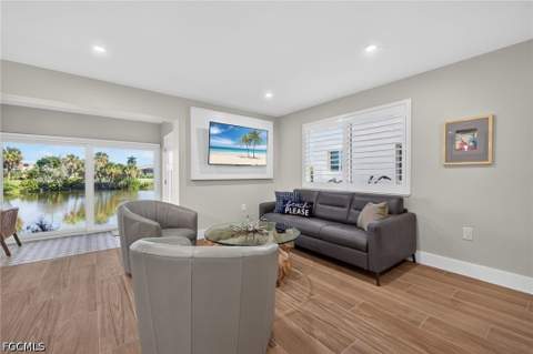 1610 Middle Gulf Dr B-2, Sanibel FL - photo 15 of 40