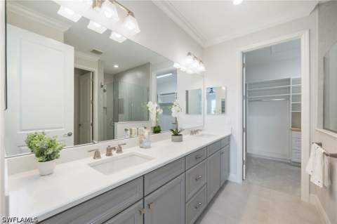 2647 Seychelles Cir 2206, Naples FL - photo 10 of 35